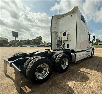 2022 Peterbilt 579