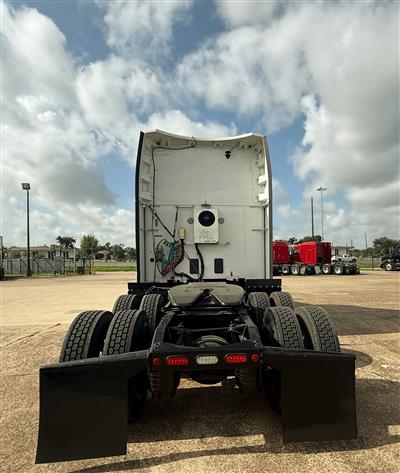 2022 Peterbilt 579