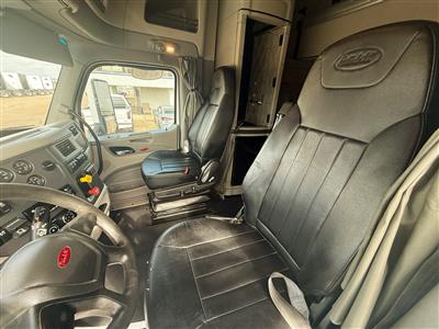 2022 Peterbilt 579