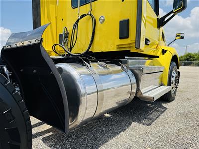 2021 Peterbilt 579