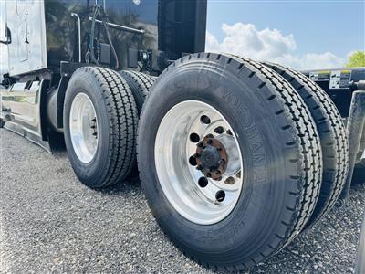 2023 Peterbilt 579