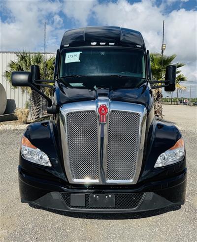 2023 Kenworth T680