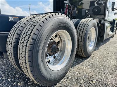 2023 Kenworth T680