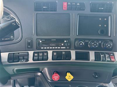 2023 Kenworth T680