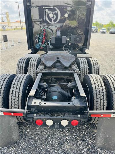 2023 Kenworth T680