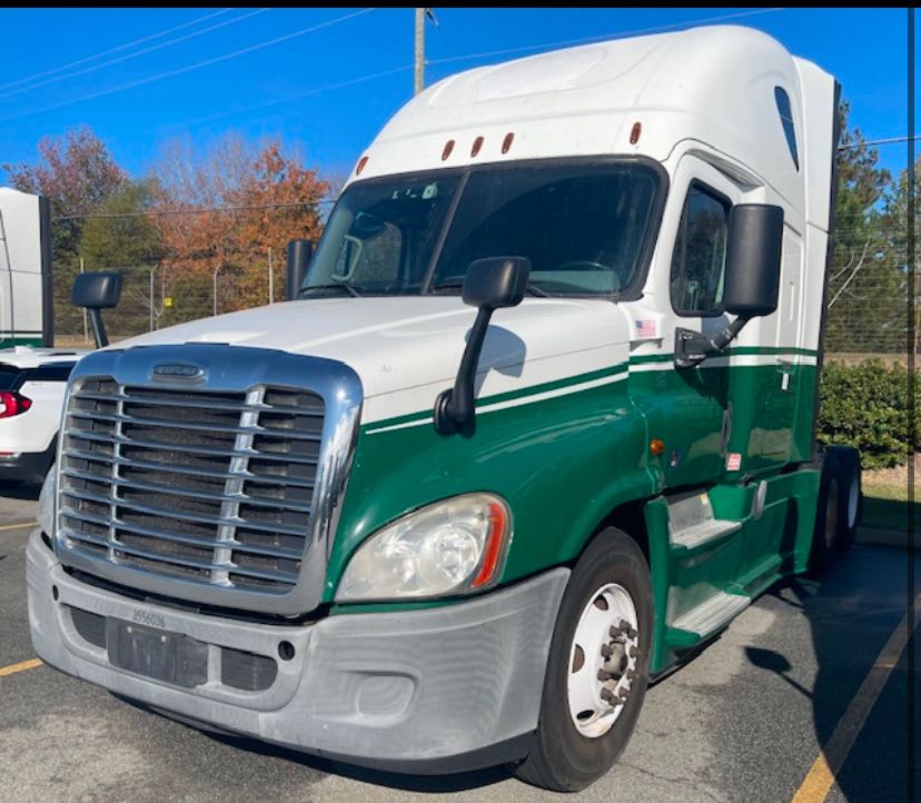 2016 Freightliner CASCADIA 125