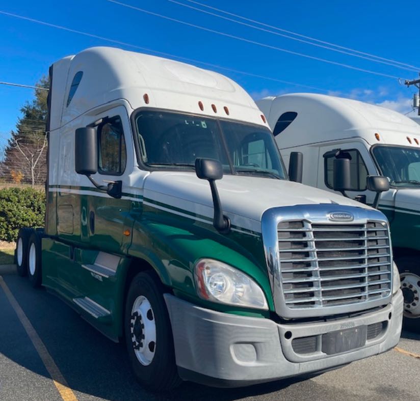 2016 Freightliner CASCADIA 125