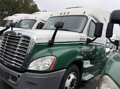 2017 Freightliner CASCADIA 125