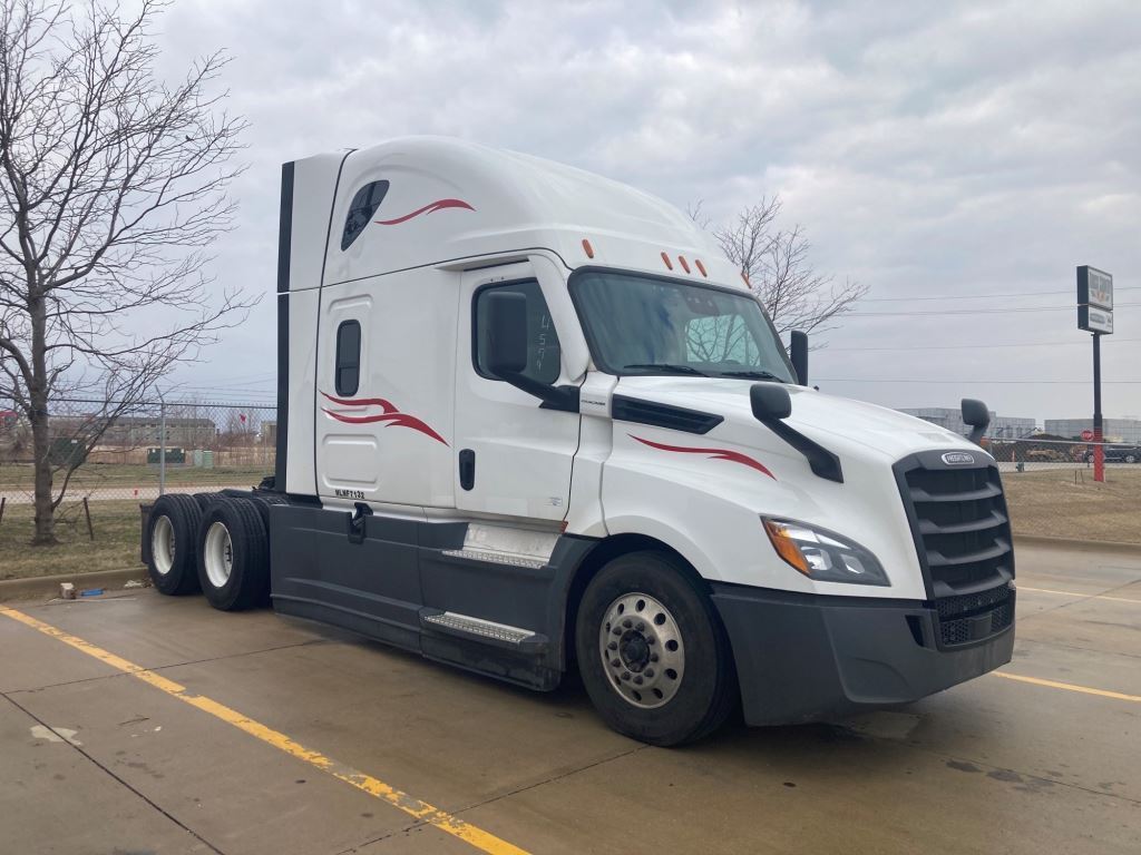 2021 Freightliner Cascadia 126