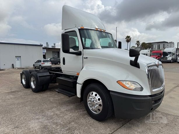 2018 International LT 