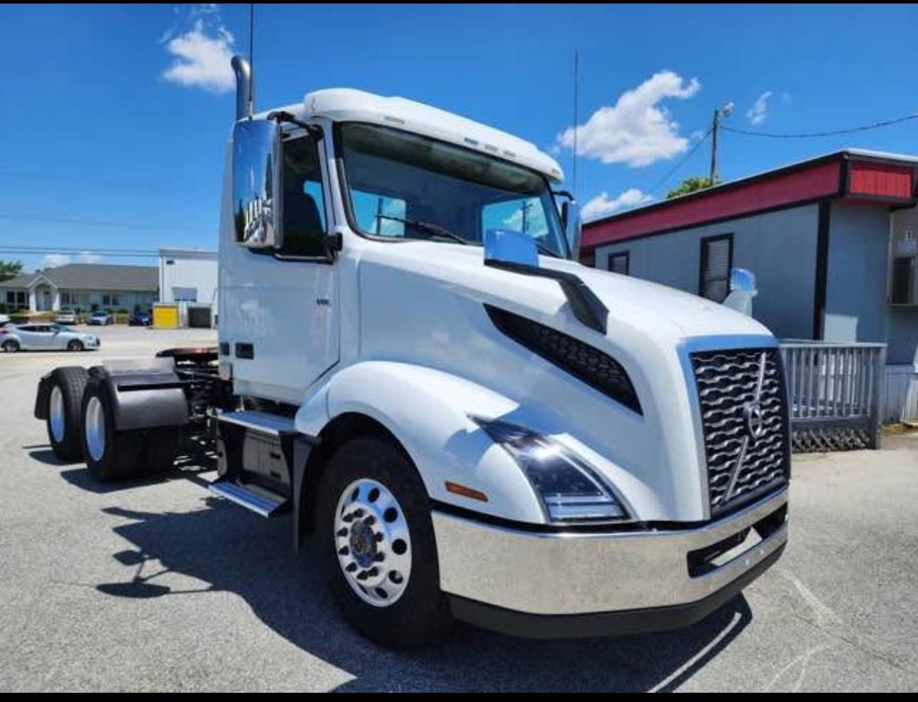 2019 Volvo VNL64T300