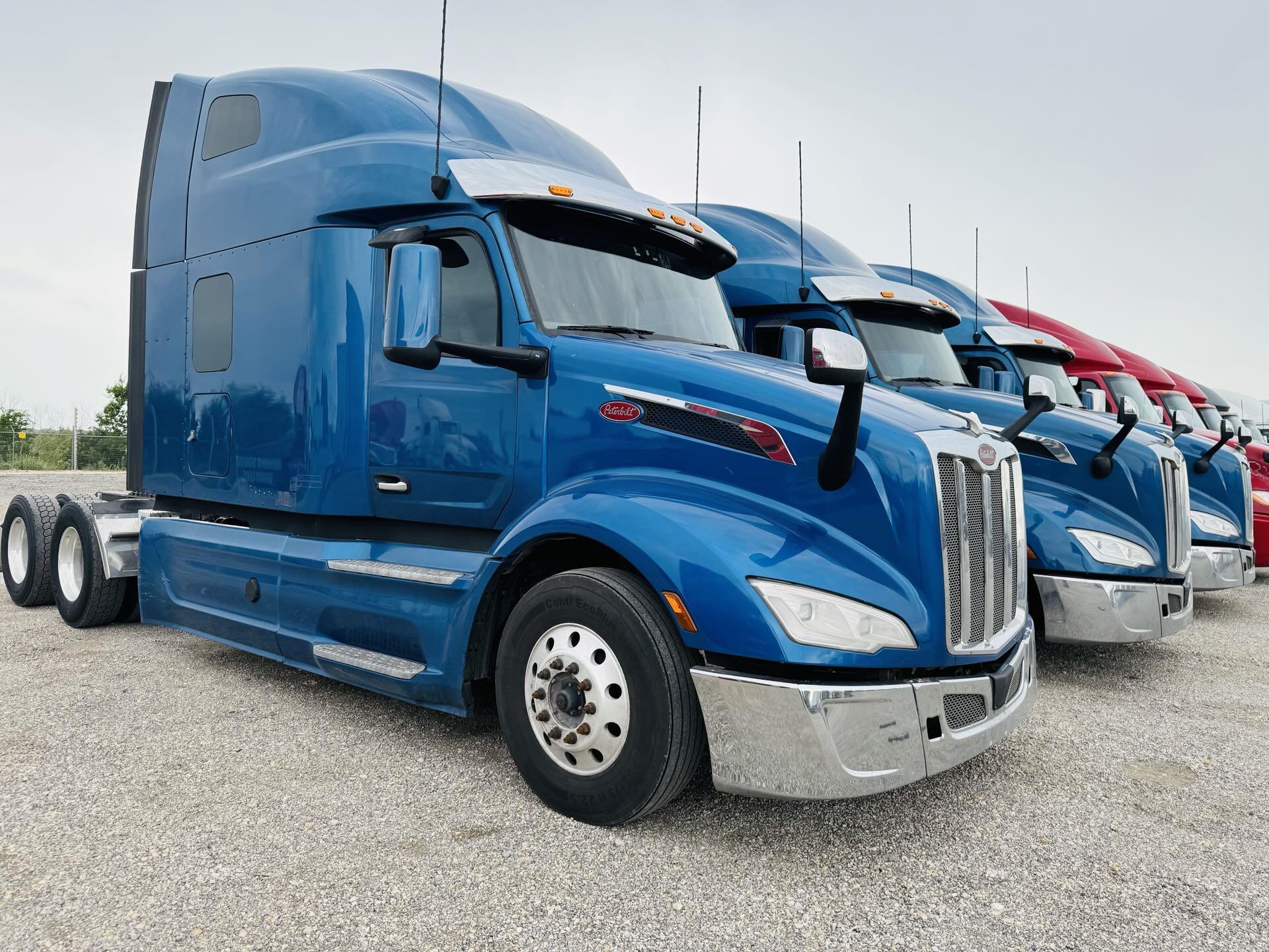 2022 Peterbilt 579