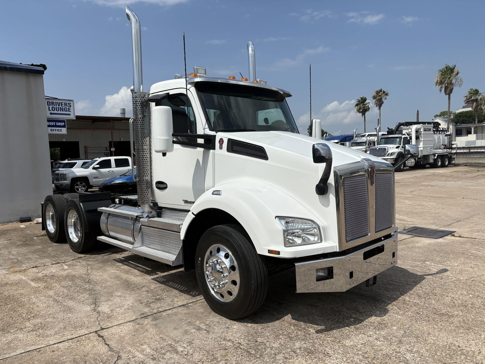 2020 Kenworth T880