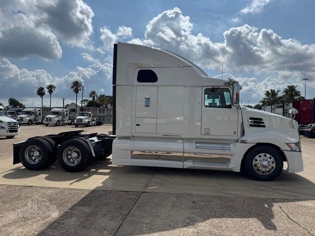 2021 Western Star 5700XE
