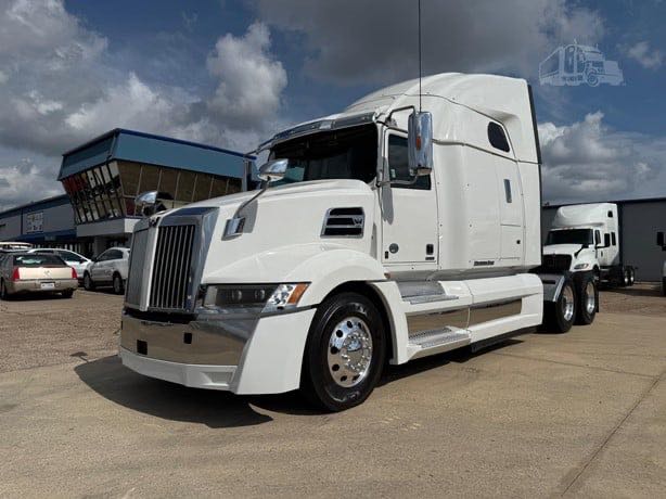 2021 Western Star 5700XE