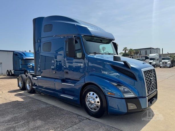 2019 Volvo VNL760