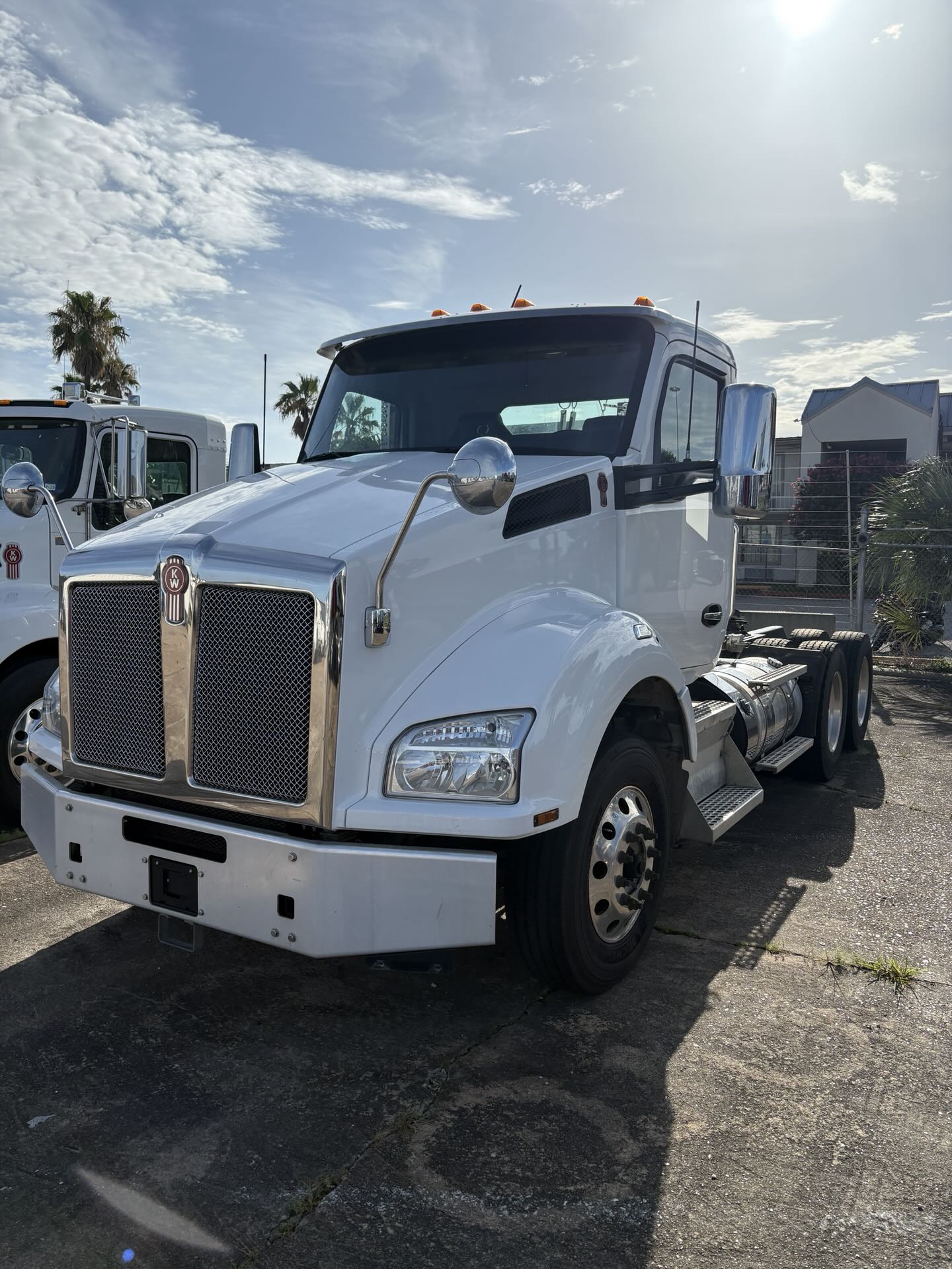 2021 Kenworth T680