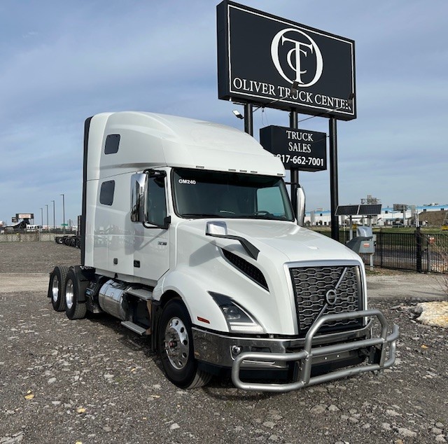 2023 Volvo VNL760