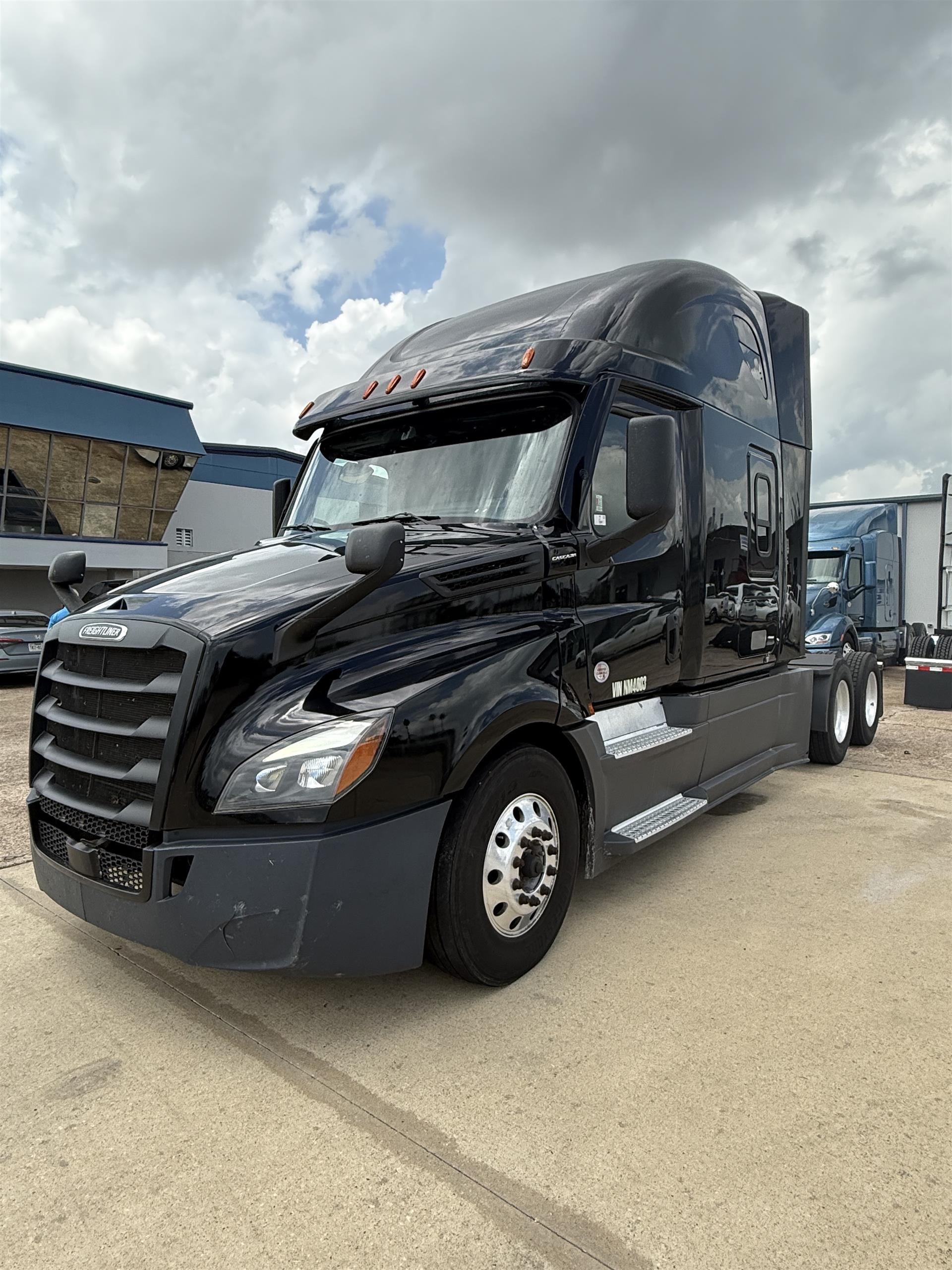 2022 Freightliner Cascadia 126