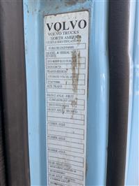 2016 Volvo VNL64T300