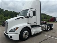 2025 Kenworth T680