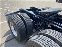 2025 Kenworth T880
