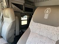 2025 Kenworth W900L