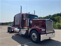 2025 Kenworth W900L