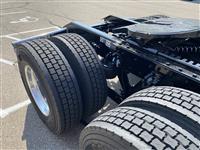 2025 Kenworth W900L