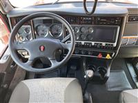 2025 Kenworth W900L