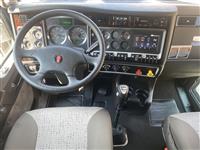 2025 Kenworth W900L