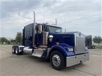 2025 Kenworth W900L