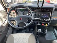 2025 Kenworth W900L