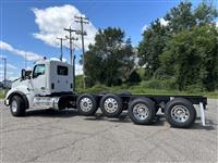 2025 Kenworth T880