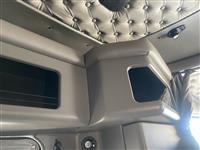 2025 Kenworth W900L