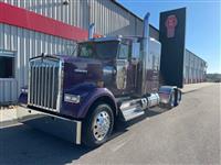 2021 Kenworth W900