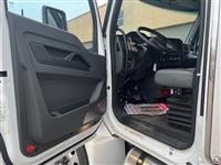 2025 Kenworth T280