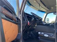 2025 Kenworth T680