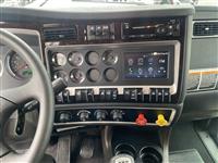2025 Kenworth W900L