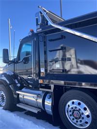 2025 Kenworth T880