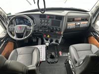 2025 Kenworth T680 NEXT GEN