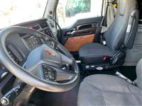 2023 Kenworth T680 NEXT GEN