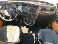 2023 Kenworth T680 NEXT GEN