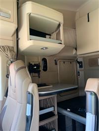 2022 Kenworth T680