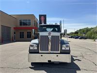 2026 Kenworth W990