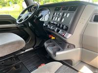 2022 Kenworth T680