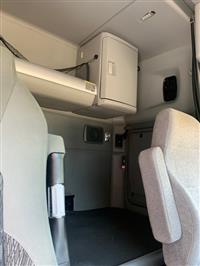 2022 Kenworth T680