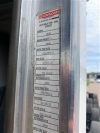 2012 Kenworth T800