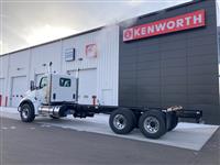 2025 Kenworth T880