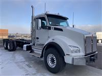2025 Kenworth T880